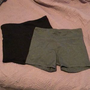 Set of 2 workout shorts